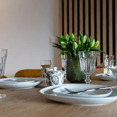 Park B18-z Dostepem Do Basenu, Sauny, Jacuzzi, Silowni *