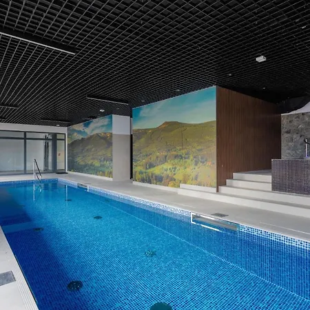 Park B18-z Dostepem Do Basenu, Sauny, Jacuzzi, Silowni *