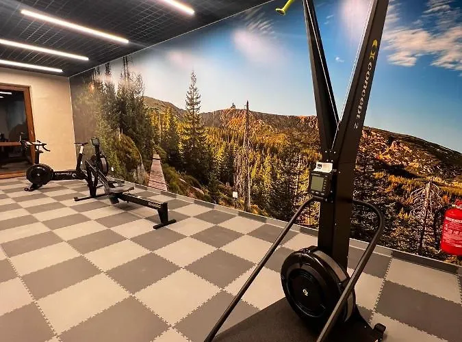 Park B18-z Dostepem Do Basenu, Sauny, Jacuzzi, Silowni 公寓 斯克拉斯卡波伦巴